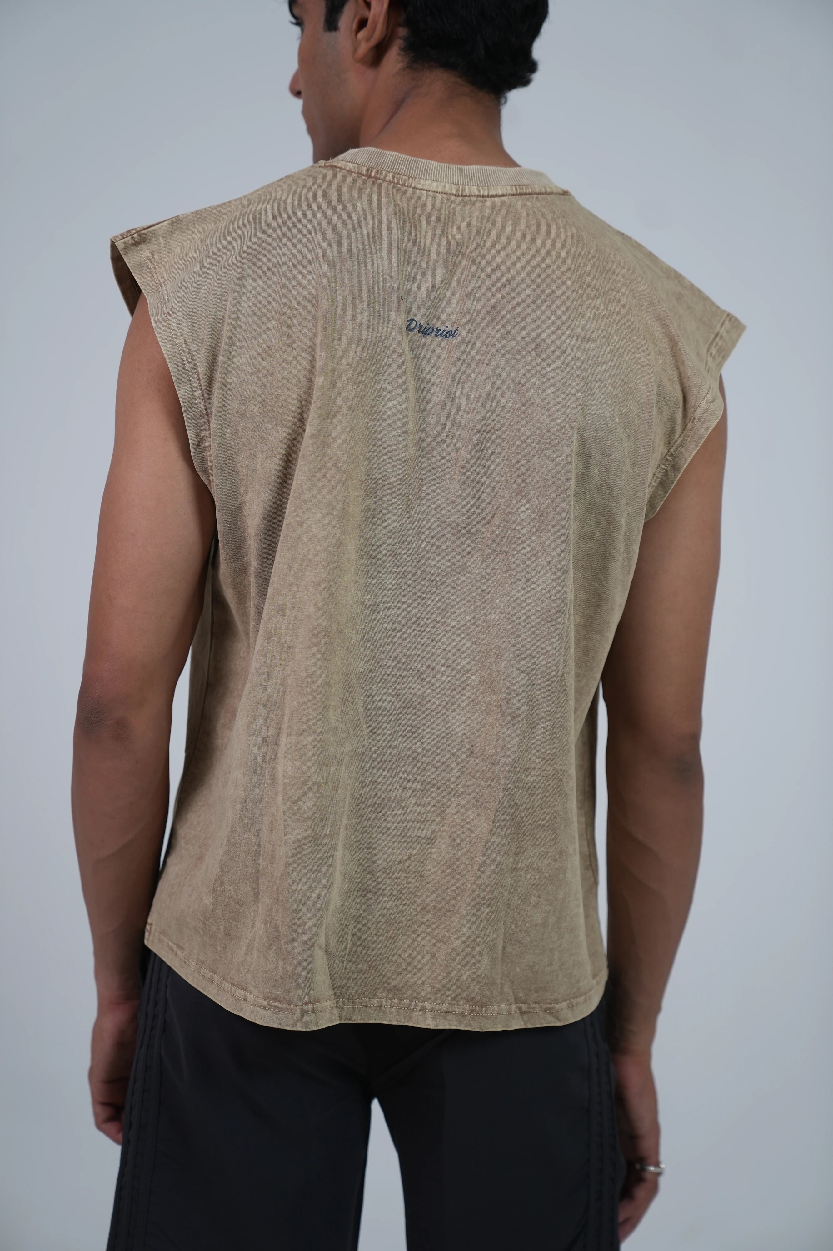 Acidwash desert dust boxy tank