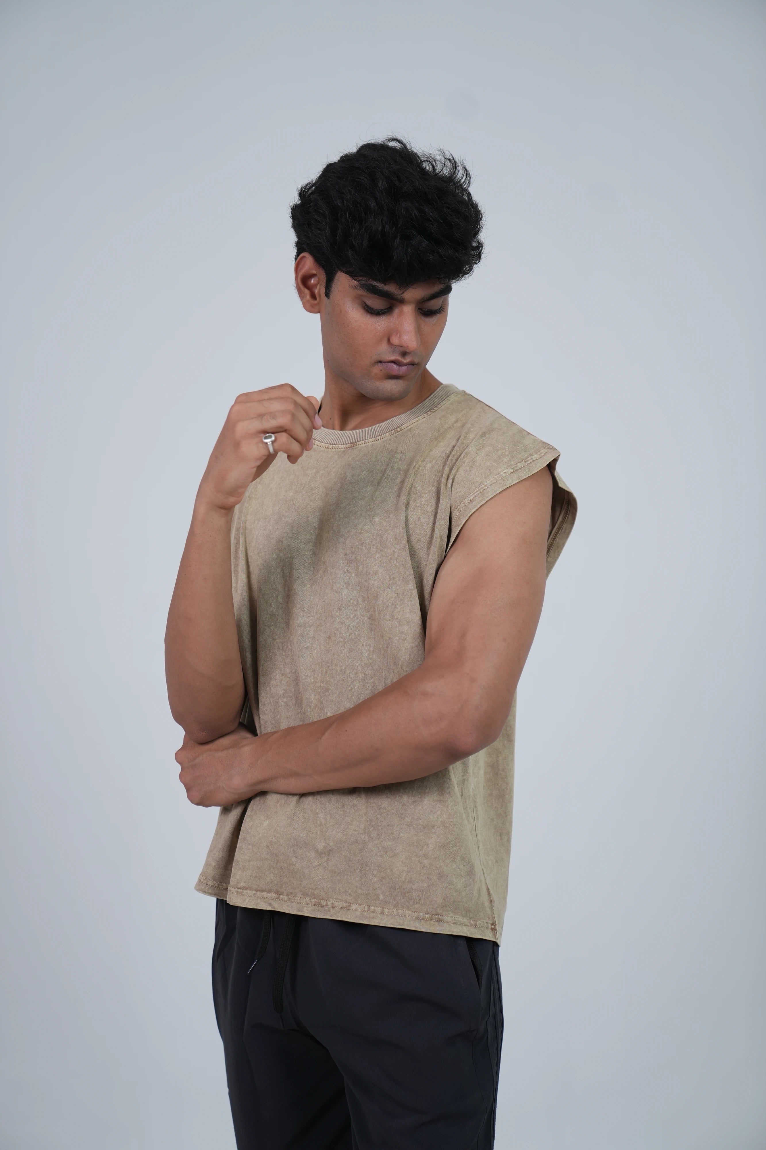 Acidwash desert dust boxy tank